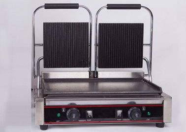 Het dubbele van de het RoosterSnackbar van de Hoofden Elektrische Sandwich Materiaal 110V/220V