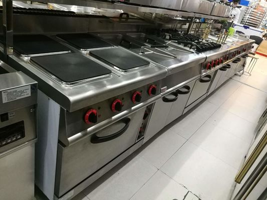 Commerciële westerse keukenapparatuur Gaskachel 4 Brander met oven